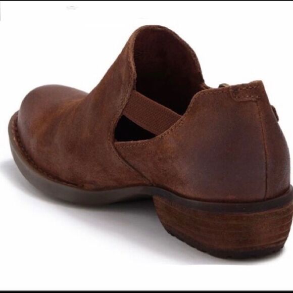 BORN Nolina Rust Leather NWOB Suede Ankle Bootie - Picture 2 of 7